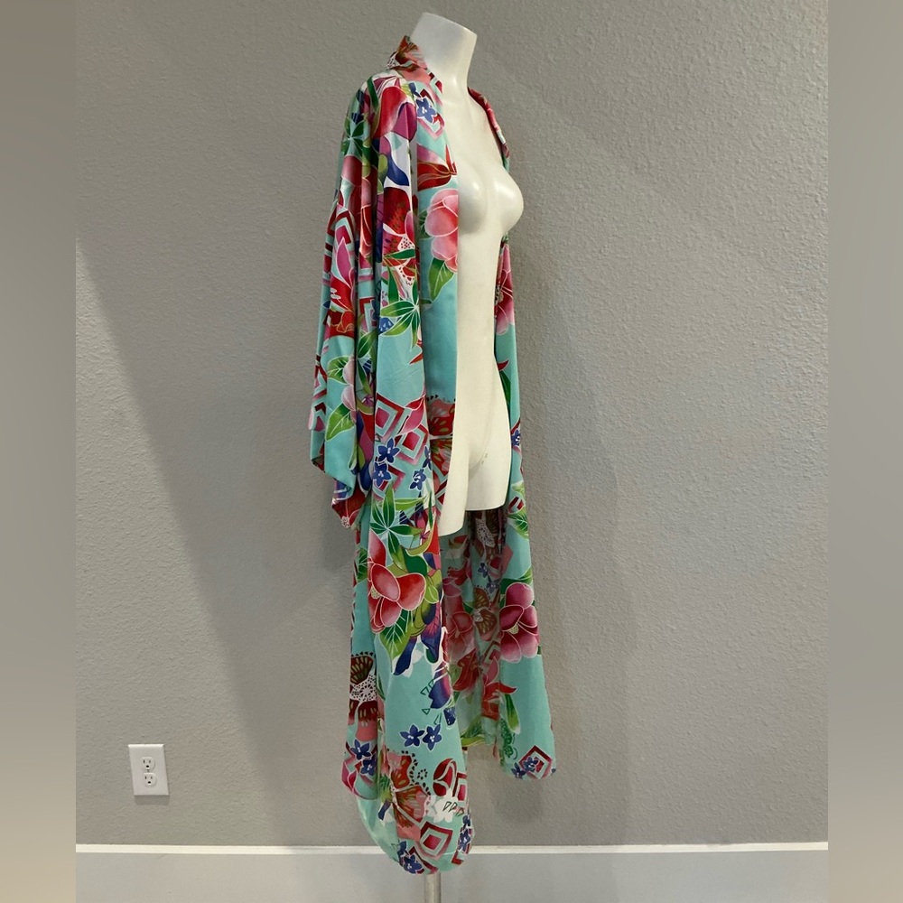 NATORI Floral Kimono Robe - Picture 2 of 5